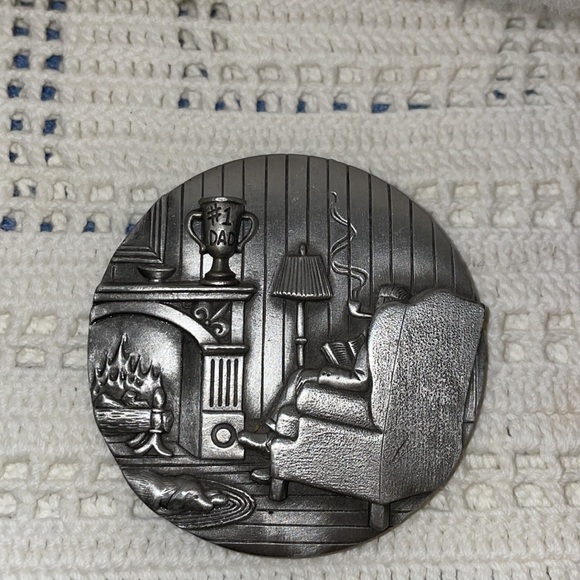 Vintage Rare 1980’s Ms. Dee Genuine Pewter Lid Trinket box, tie pin & Keychain. - Picture 11 of 11